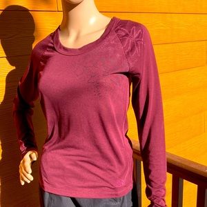 North face long sleeve